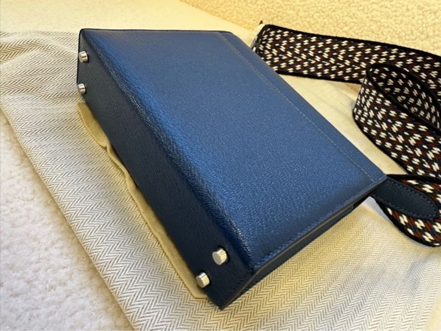 愛馬仕 Verrou Mini 深邃藍，銀扣手槍包，Y刻，品相好98新-4
