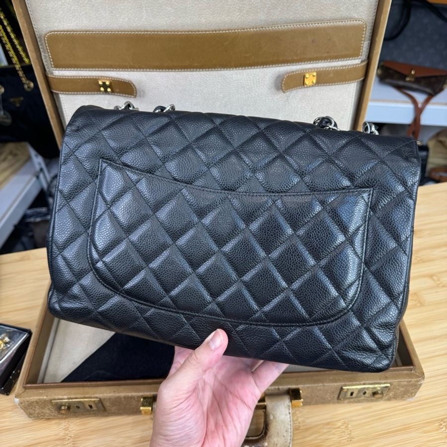 CHANEL黑荔枝紋Jumbo 30cm銀扣單蓋鍊包🎶二手好物-7