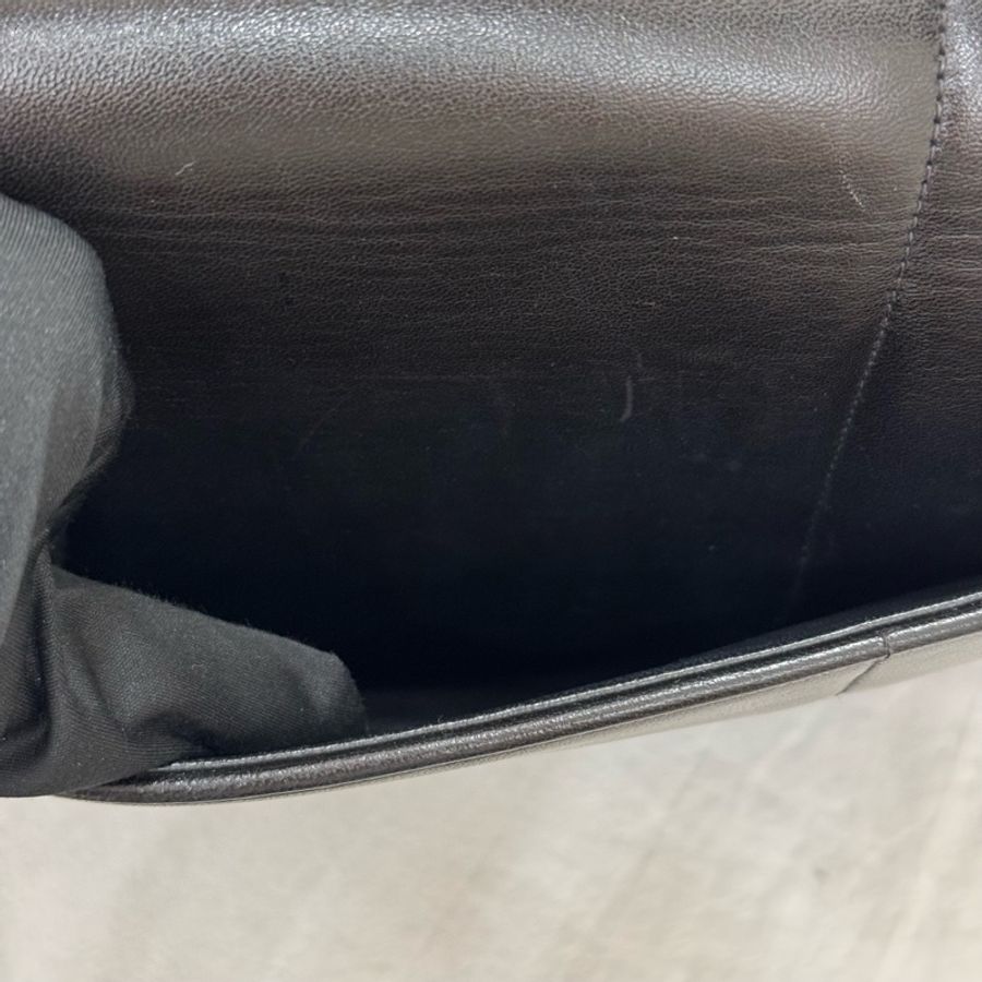 Chanel 小羊皮手提袋-23