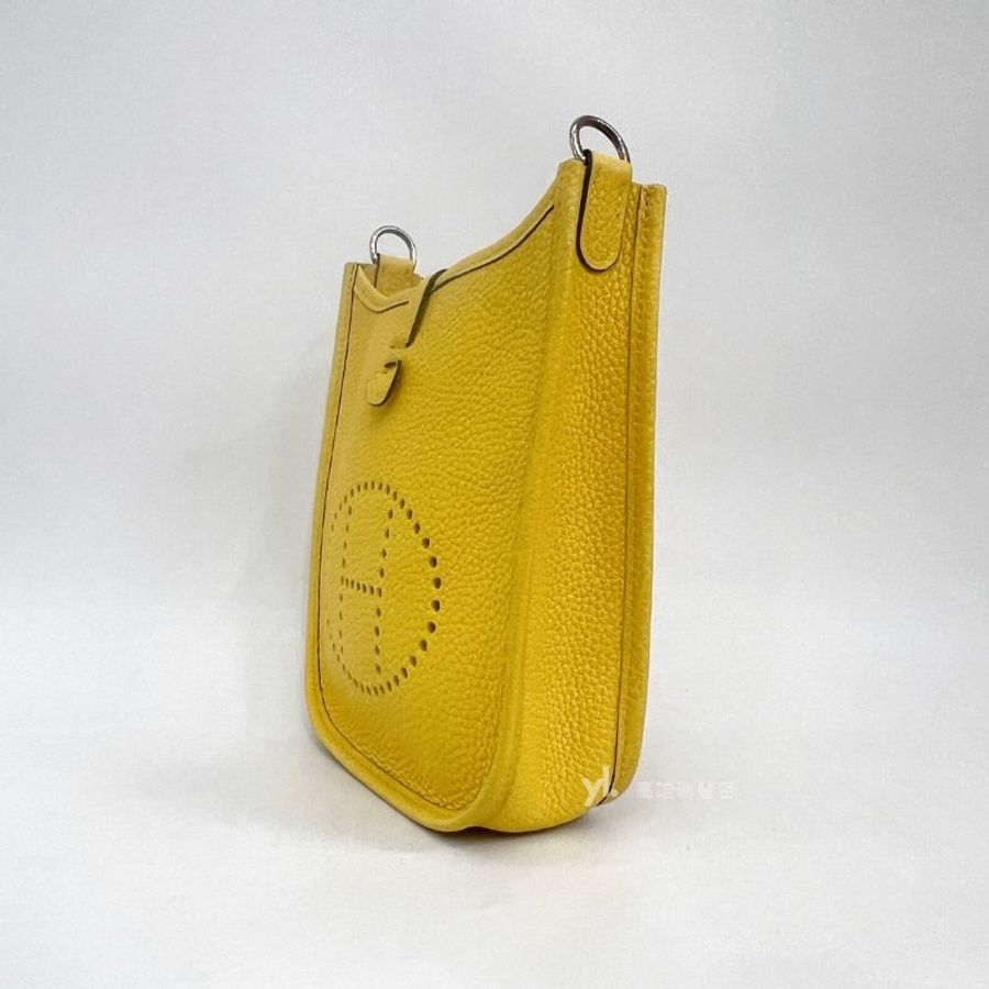 ❣Hermes 9O那不勒斯黃TC皮Mini evelyne銀釦斜背包-3
