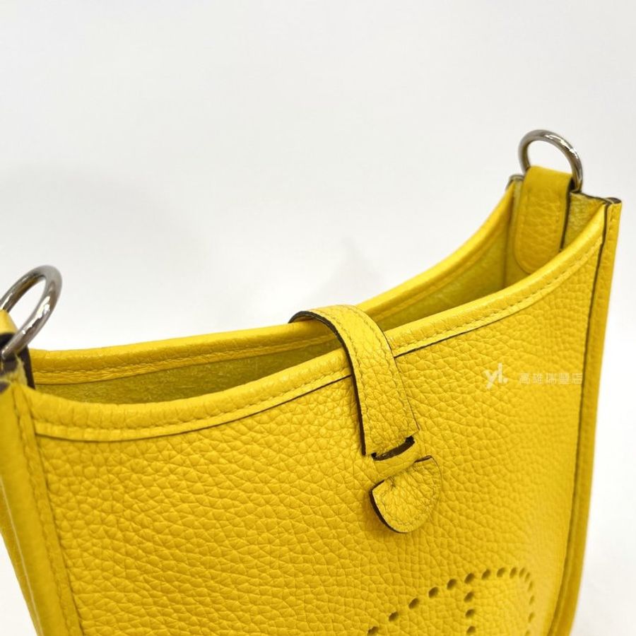 ❣Hermes 9O那不勒斯黃TC皮Mini evelyne銀釦斜背包-8