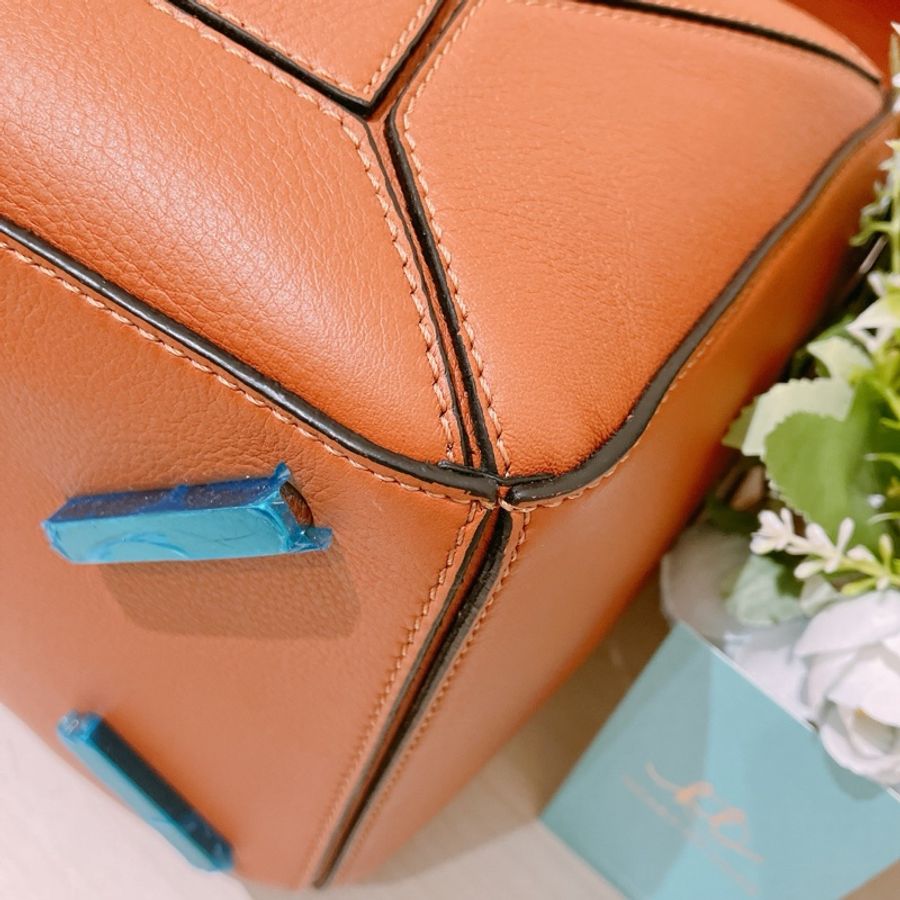 TK1667 Loewe 羅意威大號經典砌圖款肩帶包包Puzzle Large Shoulder Bag-9