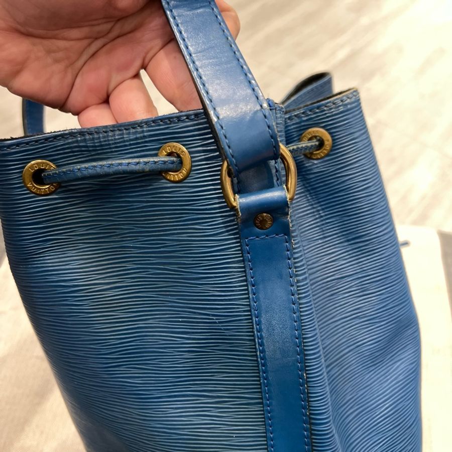 Louis Vuitton LV epi 水波紋 水桶包 藍-7