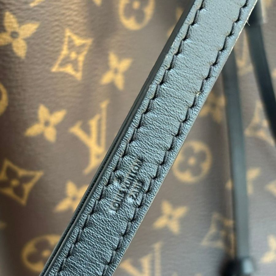 ::LOUIS VUITTON:: M44020 NéoNoé MM 花紋黑色邊水桶肩背斜背包-12