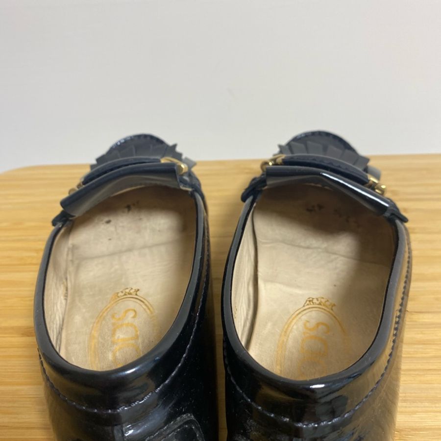 TOD’S Gommino Shoes 黑色漆皮豆豆鞋 35.5號（二手）-9