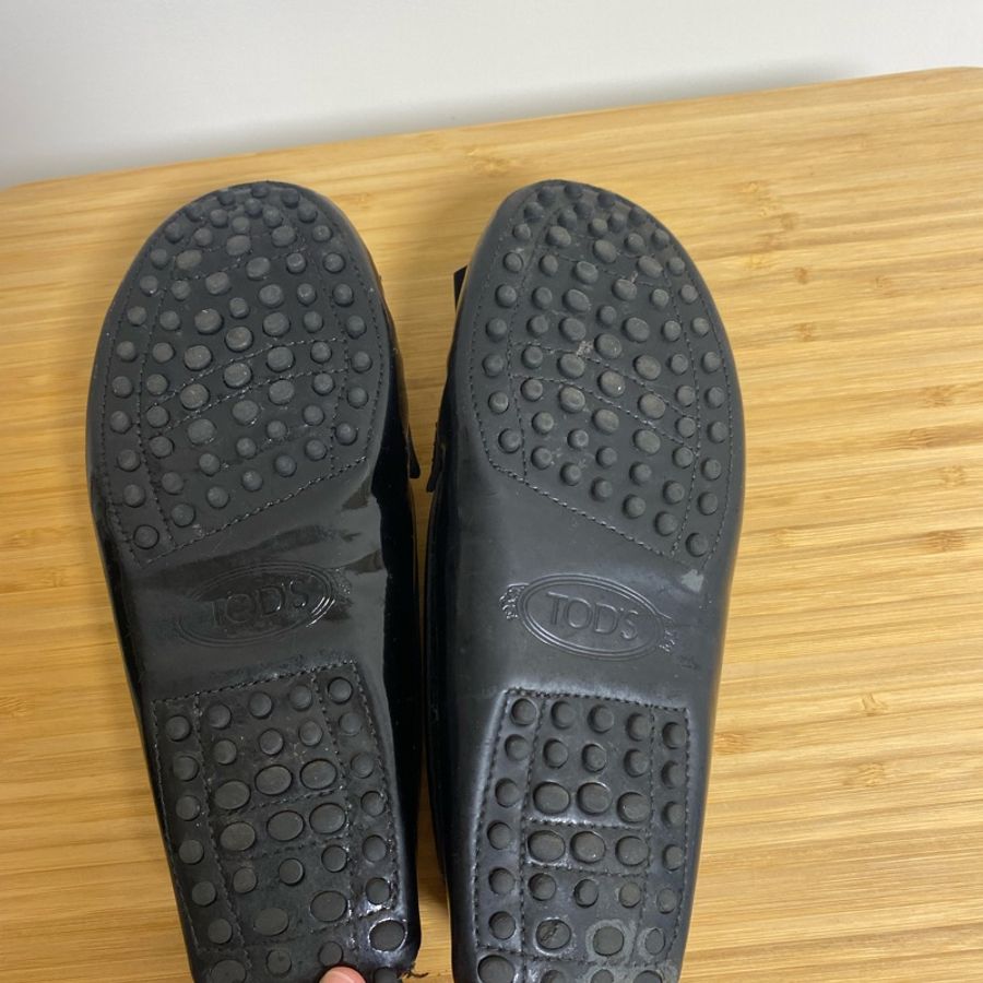 TOD’S Gommino Shoes 黑色漆皮豆豆鞋 35.5號（二手）-10