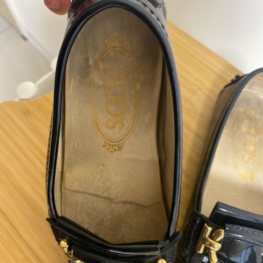 TOD’S Gommino Shoes 黑色漆皮豆豆鞋 35.5號（二手）-16