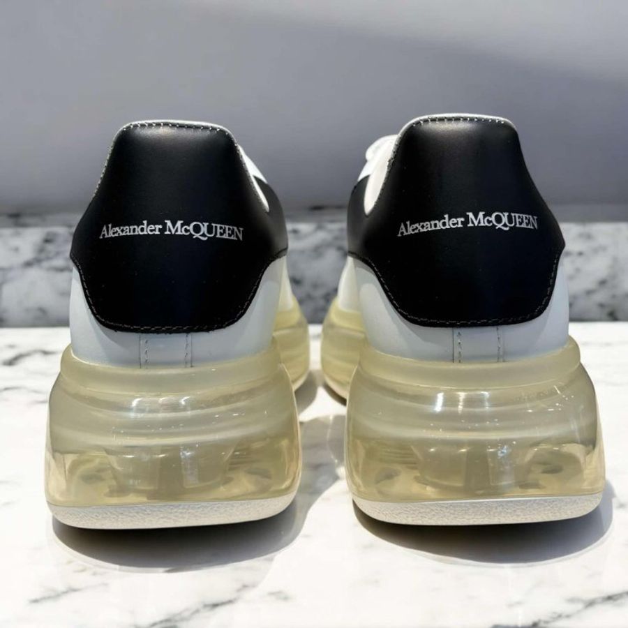 MCQUEEN 黑尾透明氣墊小白鞋/36號-3