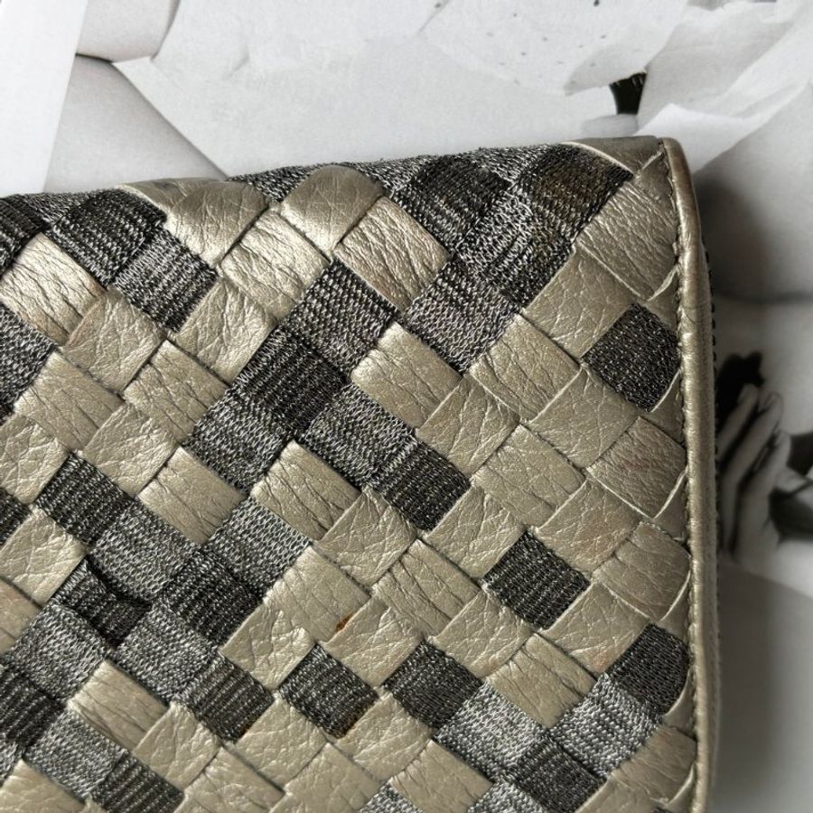 ::BOTTEGA VENETA:: BV 經典編織銀/灰色拉鍊長夾-4