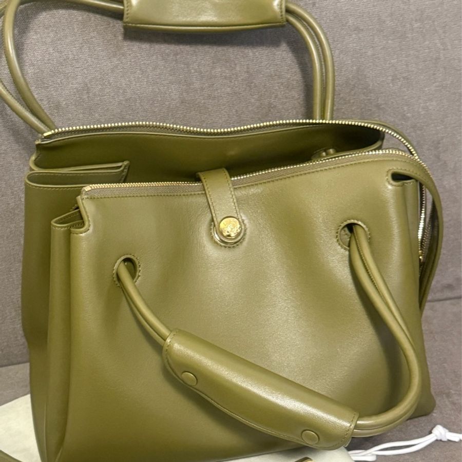 Loewe 2025 中型Madrid 袋-2