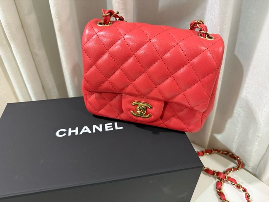 全新全配🖤CHANEL 經典款❤️甜美紅色方胖子芯片款-16