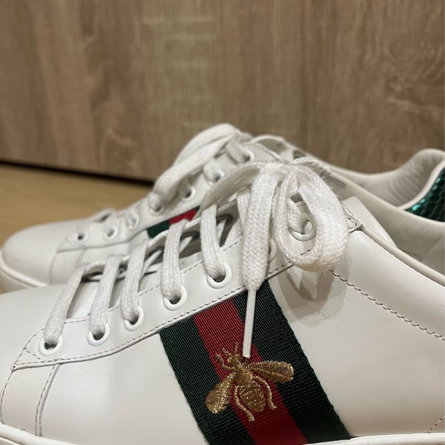 Gucci 蜜蜂小白鞋 38號-1