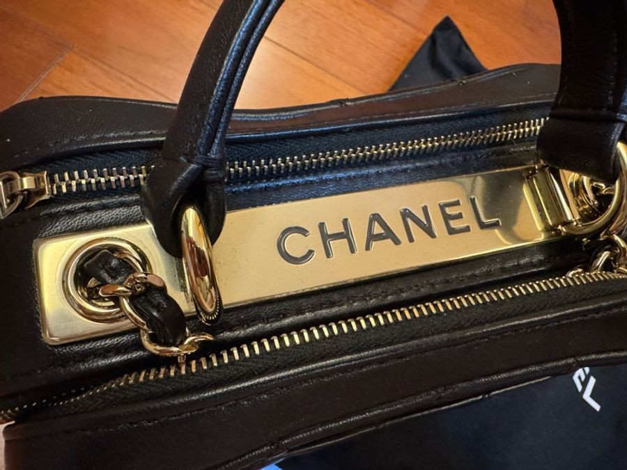 Chanel Vanity Case-2