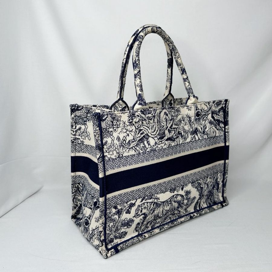 DIOR 中款Book Tote動物園托特包-5