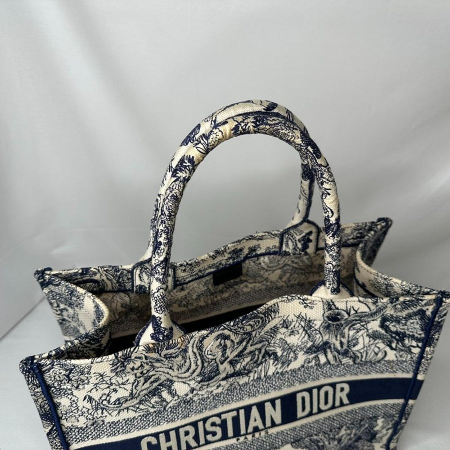 DIOR 中款Book Tote動物園托特包-7