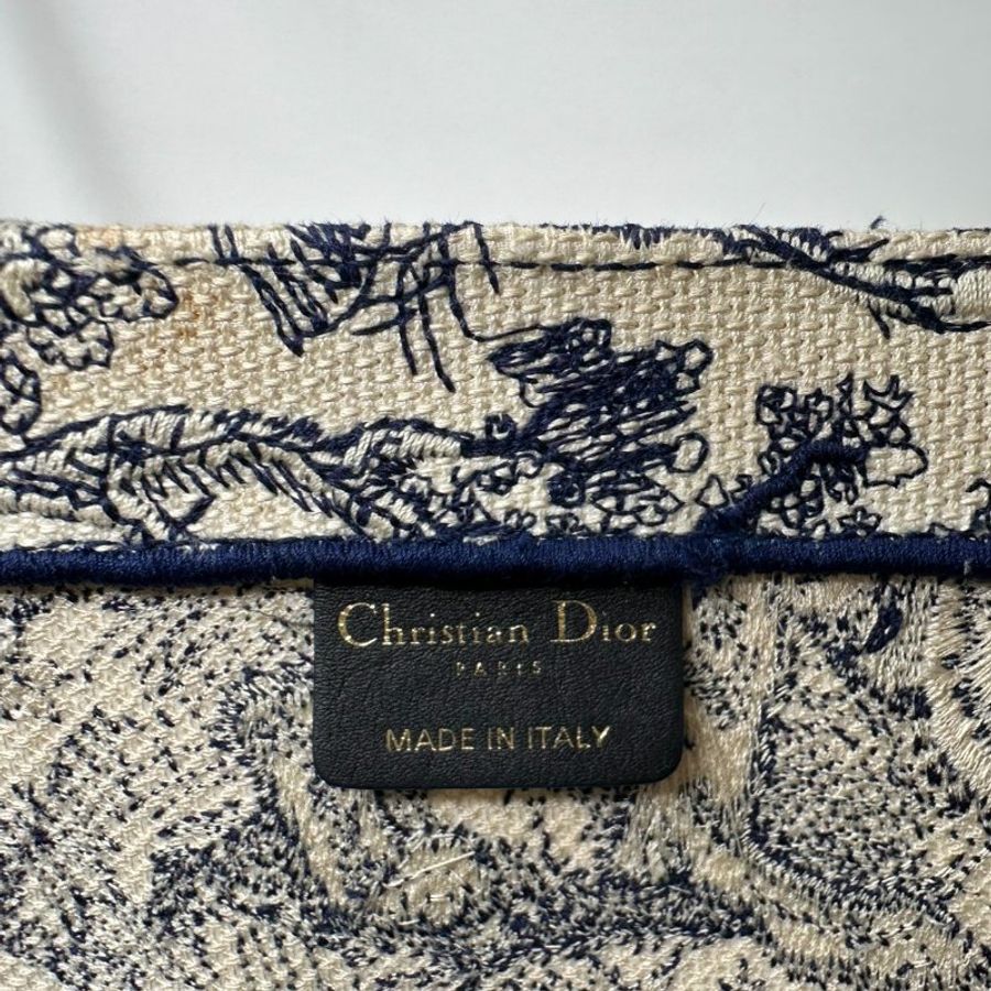 DIOR 中款Book Tote動物園托特包-8