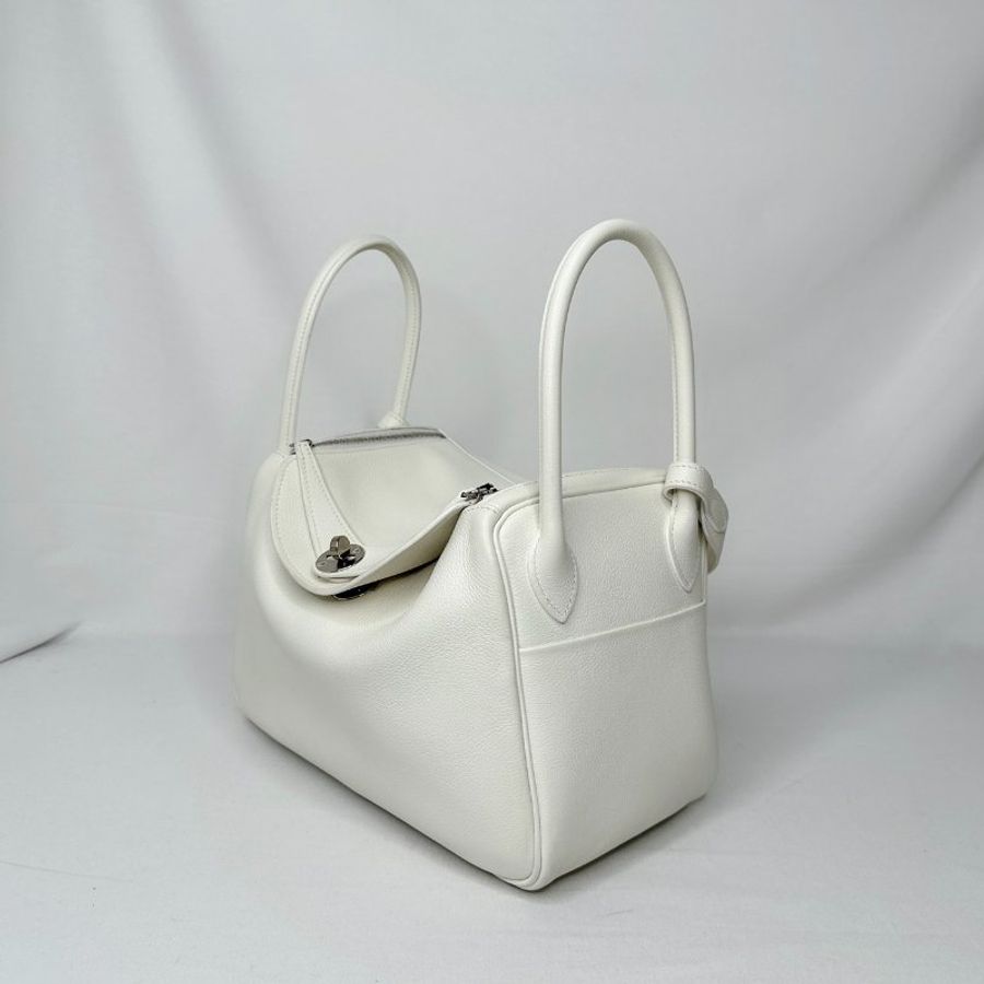 HERMES 白色Lindy 26-2