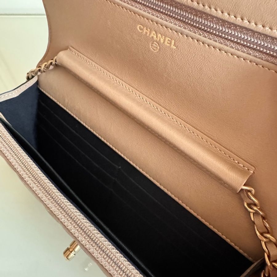 CHANEL 米黑WOC-2