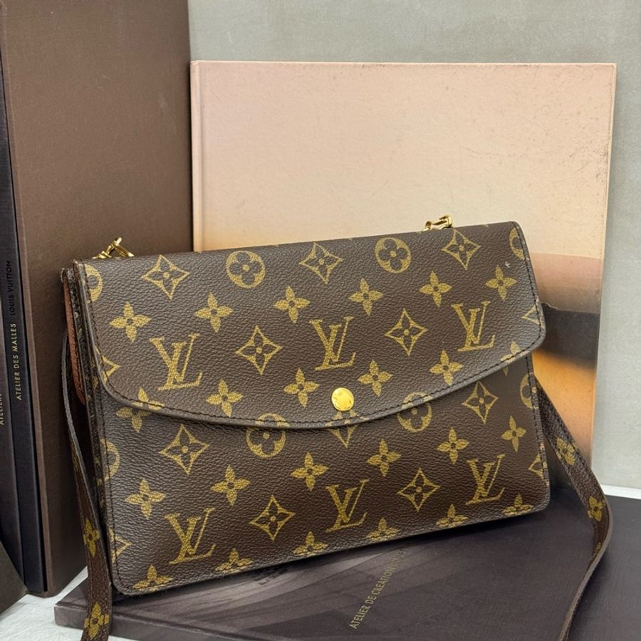Louis Vuitton 雙面豆豆信封斜背包-1