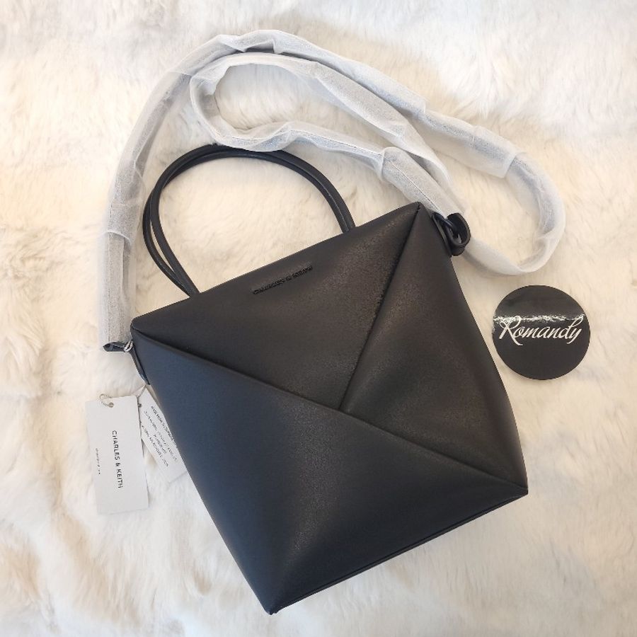 Charles & Keith Midori 拉鍊托特包 黑-0