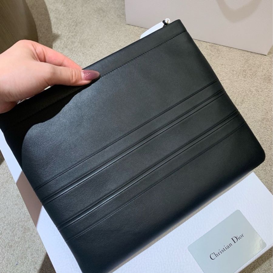 Dior全新 帶吊牌 黑色牛皮手拎包-1