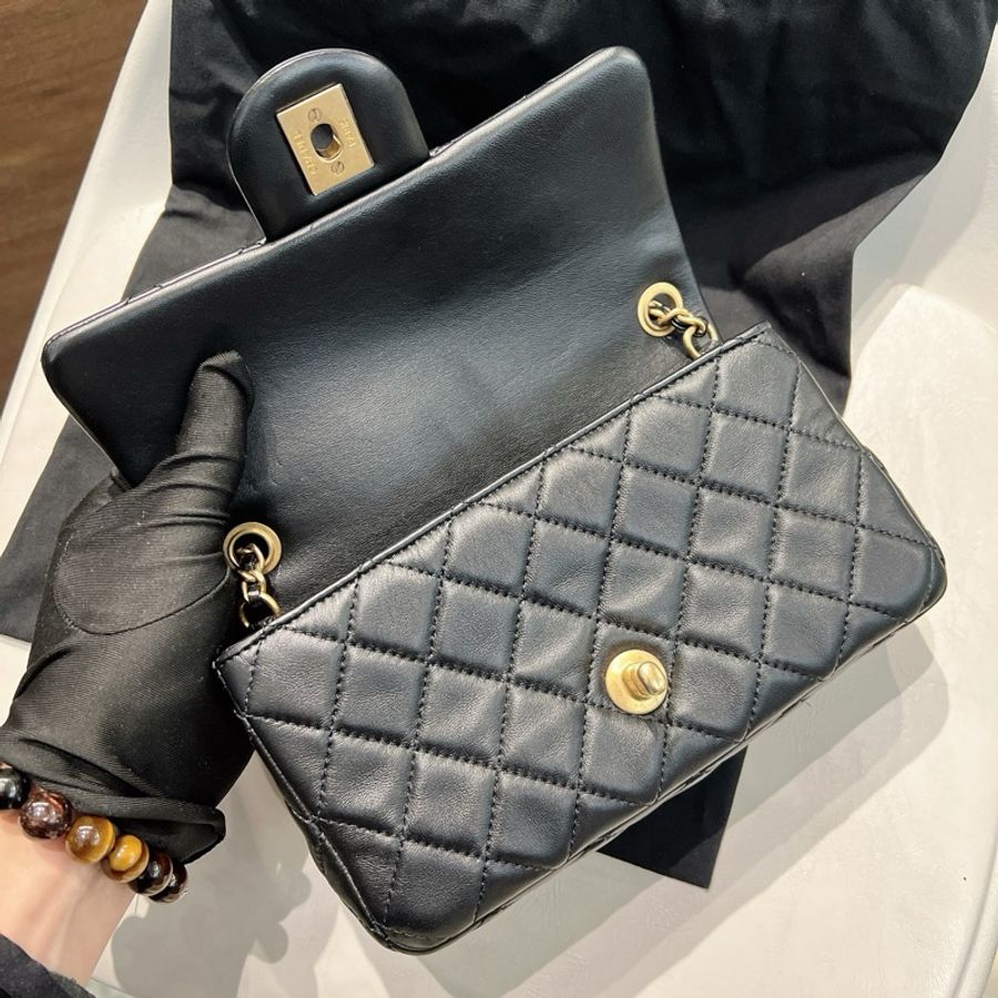 Chanel Mini Rectangle Coco crush 香奈兒 金球 黑色羊皮-6