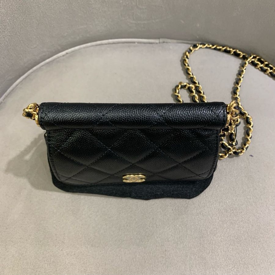 全新 CHANEL 芯片款 黑金荔枝紋貝殼包-8