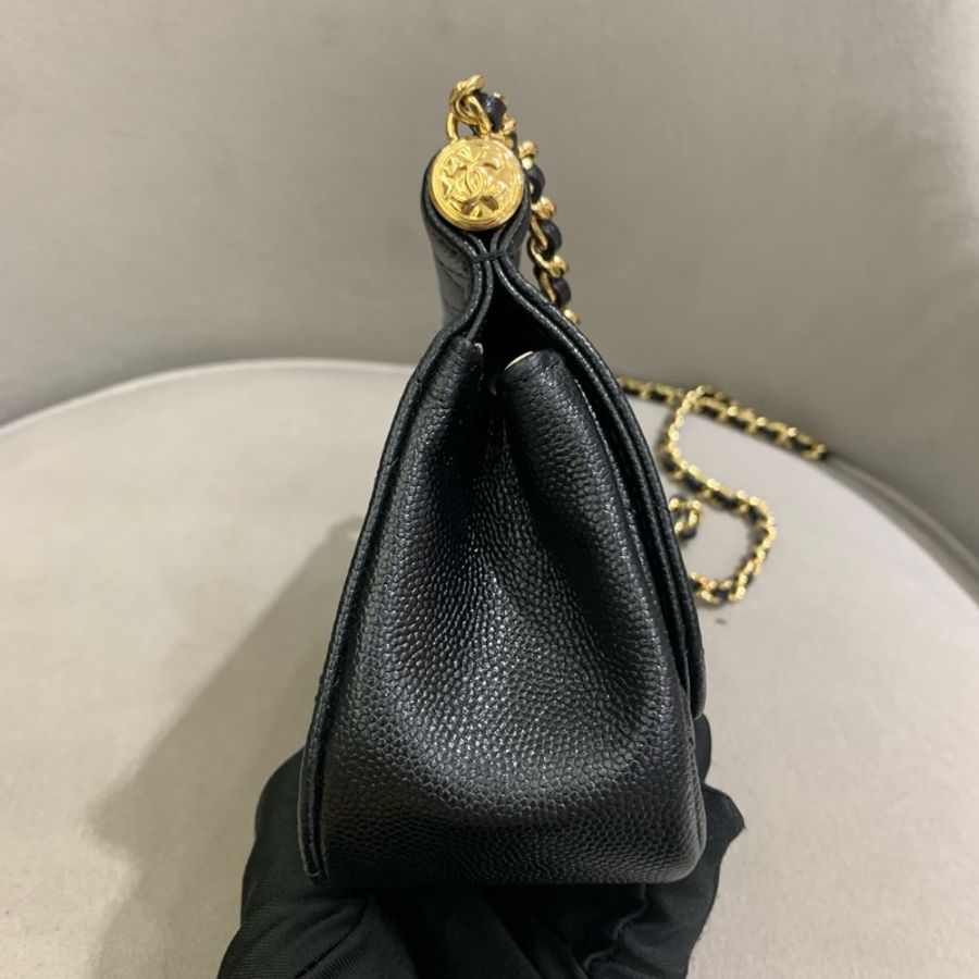 全新 CHANEL 芯片款 黑金荔枝紋貝殼包-20