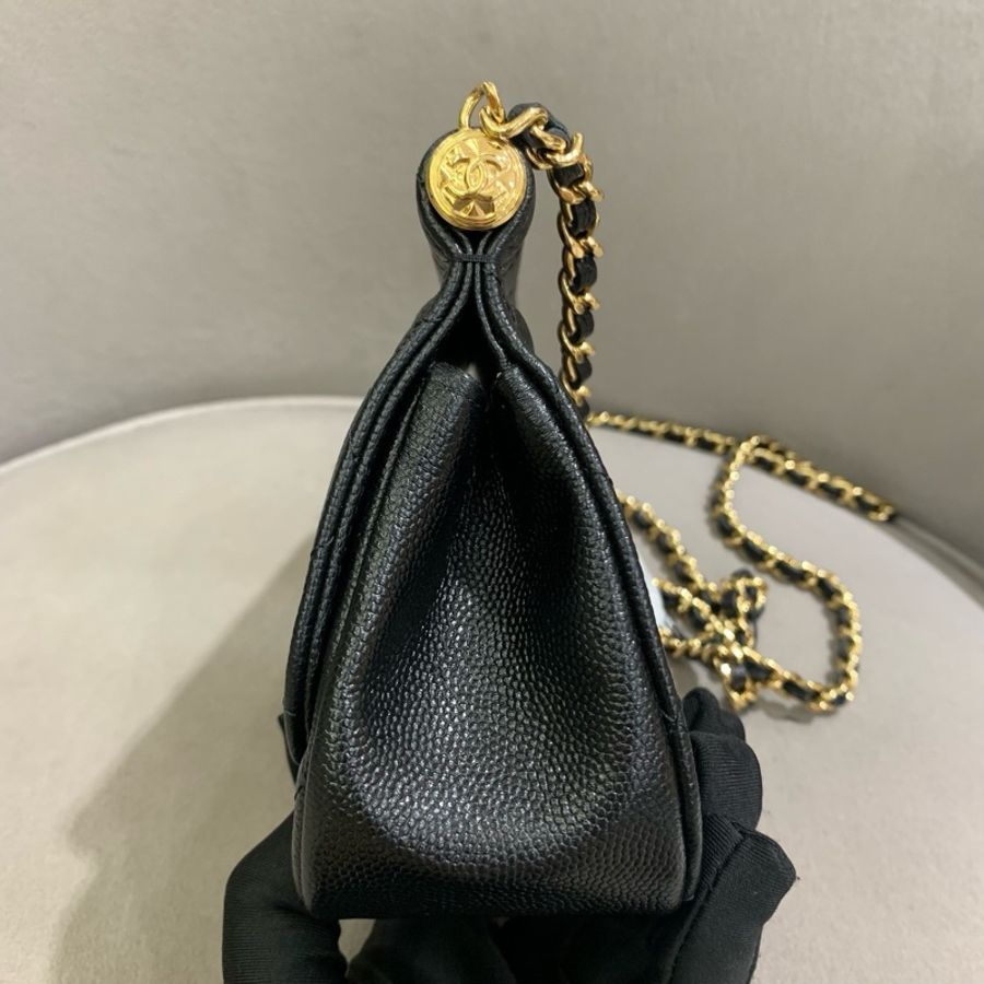 全新 CHANEL 芯片款 黑金荔枝紋貝殼包-21