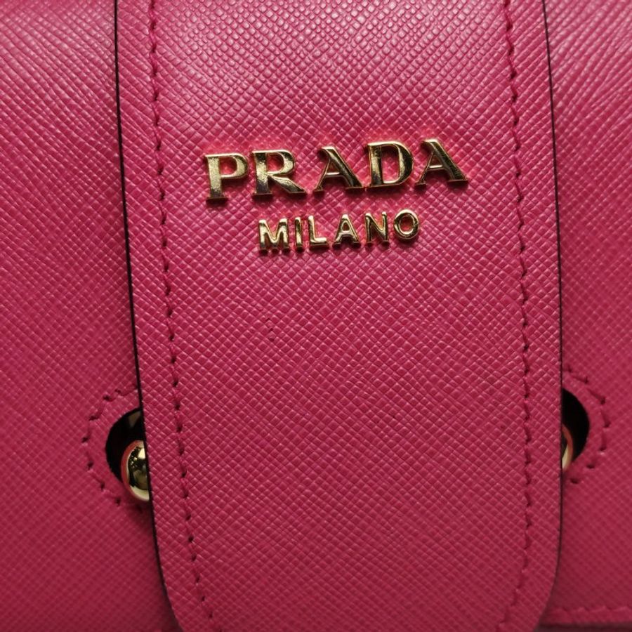 95❤Prada Sidonie 紅色牛皮插扣斜挎單肩包-14