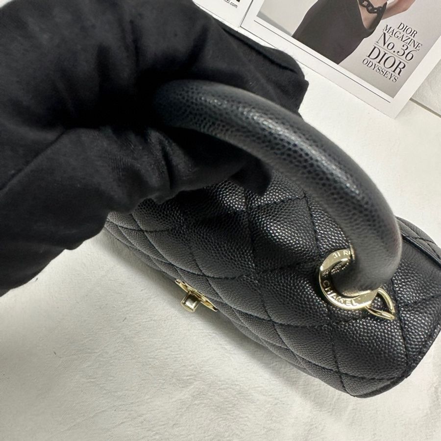 Chanel 香奈兒cocohandlemini 黑金芯片款基本上全新-3