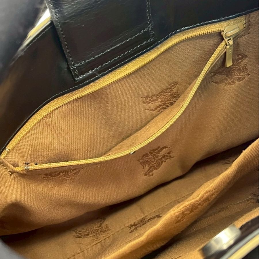 🏷️ Burberry Hobo-10