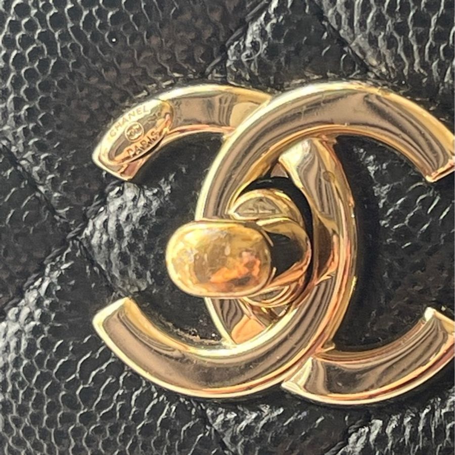 Chanel 香奈兒 小號郵差包 黑金荔枝皮-26
