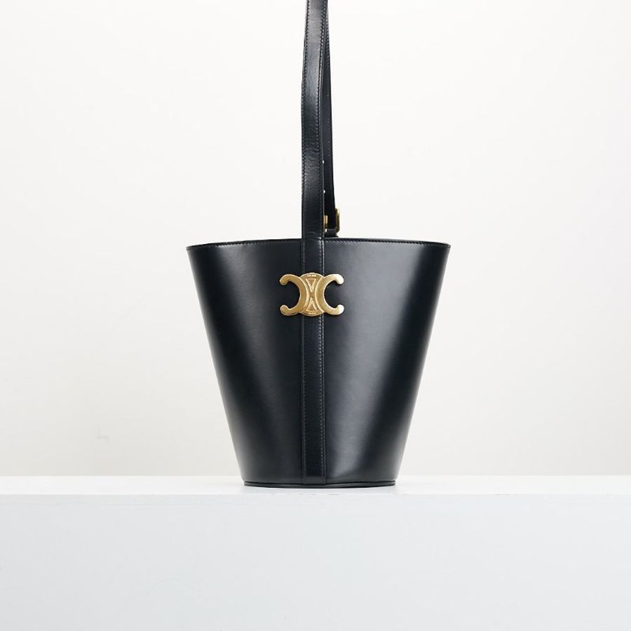 Celine 黑金凱旋門水桶包-0