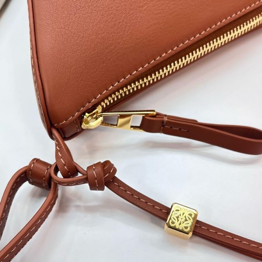 Loewe Hammock bag-4