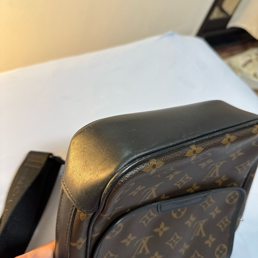 Louis Vuitton LV M56717 District PM Monogram Macassar 郵差包 斜揹 老花 棕色-25