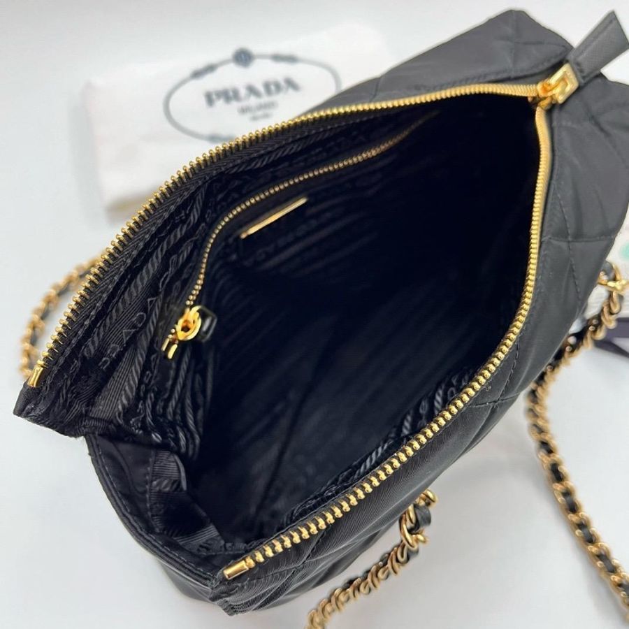 Prada chain tote bag-5