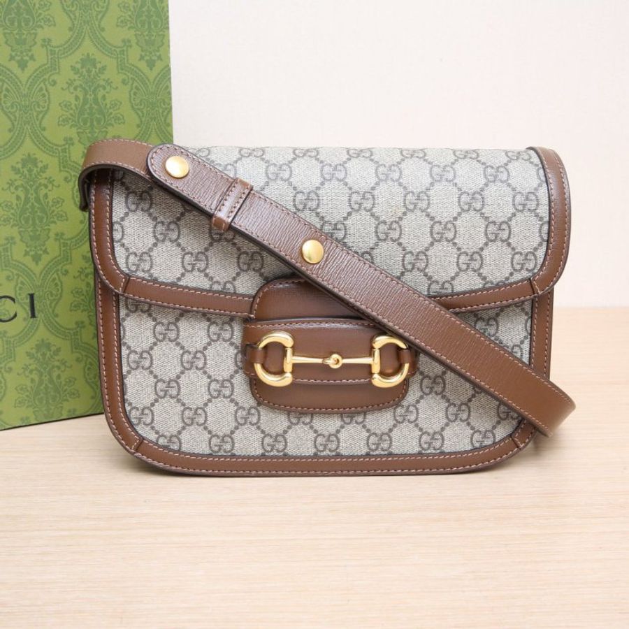 GUCCI(古馳) Horsebit 馬銜扣 1955 馬鞍包 小號 25 烏木色 帆布 金扣-1
