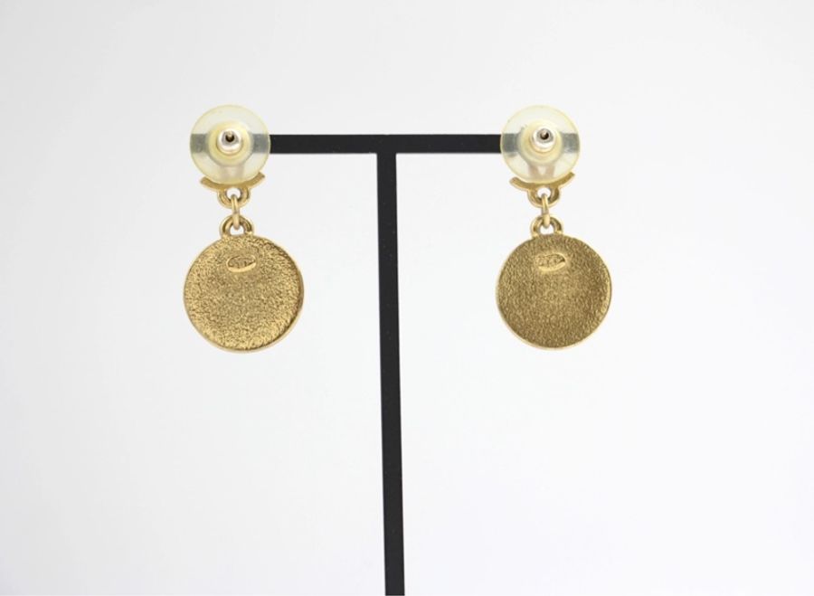 Chanel Vintage 01P金屬黑色星星吊墜耳針-2