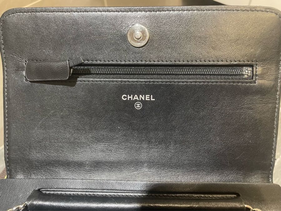 特價優惠 可小議Chanel 香奈兒山茶花黑銀WOC-1