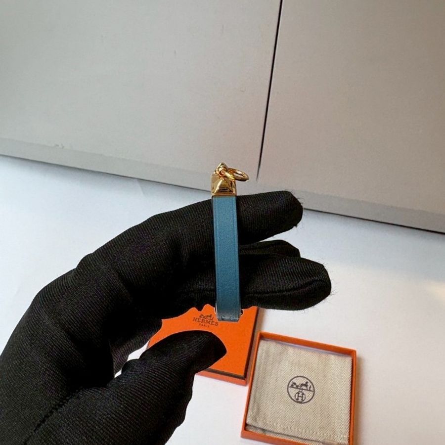 Hermes 牛仔藍皮革 mini Rivale 手環-7