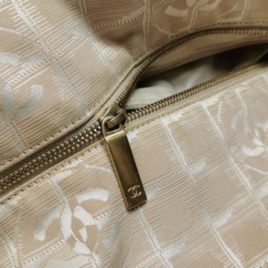 9❤Chanel香奈兒 Travel Line牛皮帆布雙C冰格單肩托特包-10