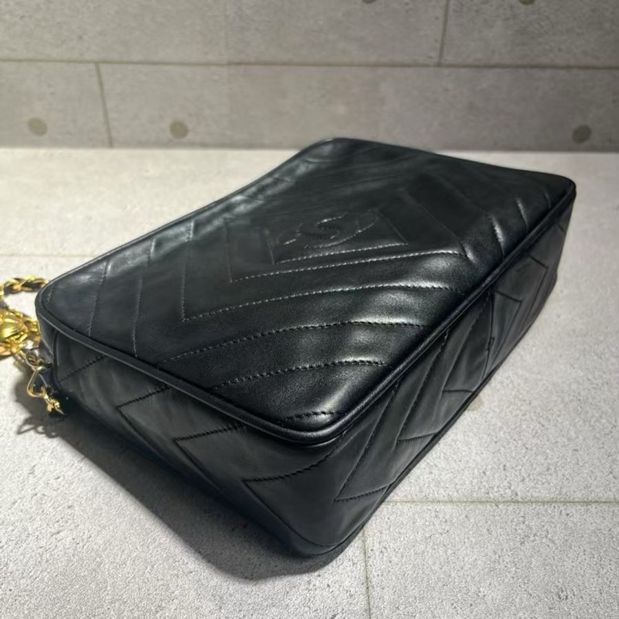 Chanel vintage camera bag-2