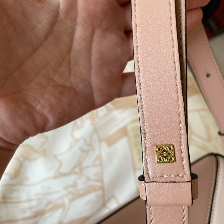 Loewe Puzzle Bag Blush Multitone韓劇《金秘書爲何那樣》同款-14