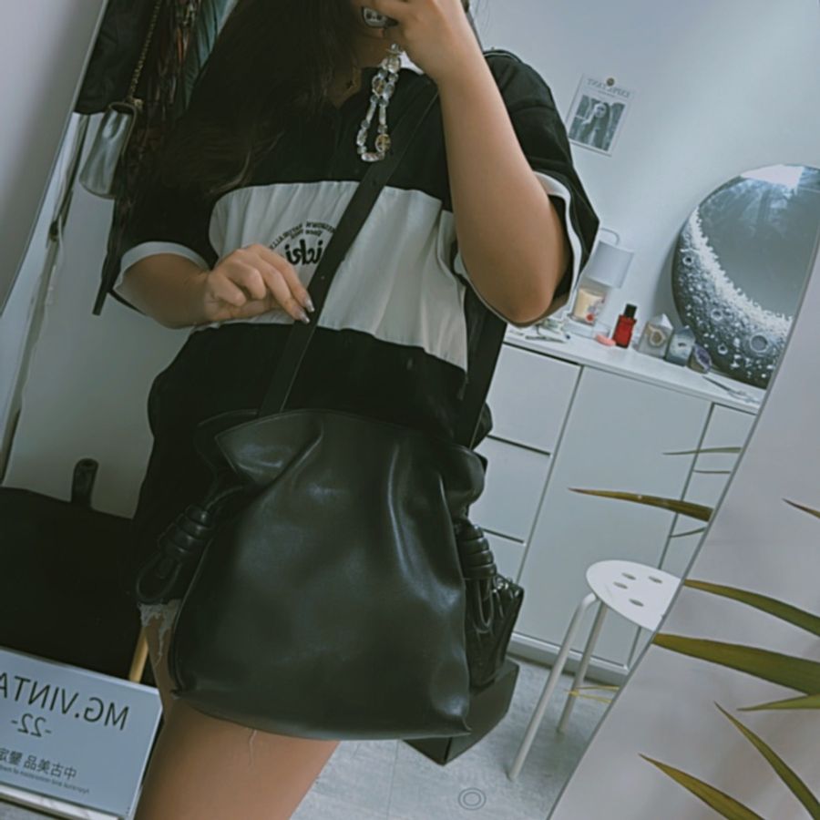 ✨全場最高CP值✨Loewe 黑色福袋包-1
