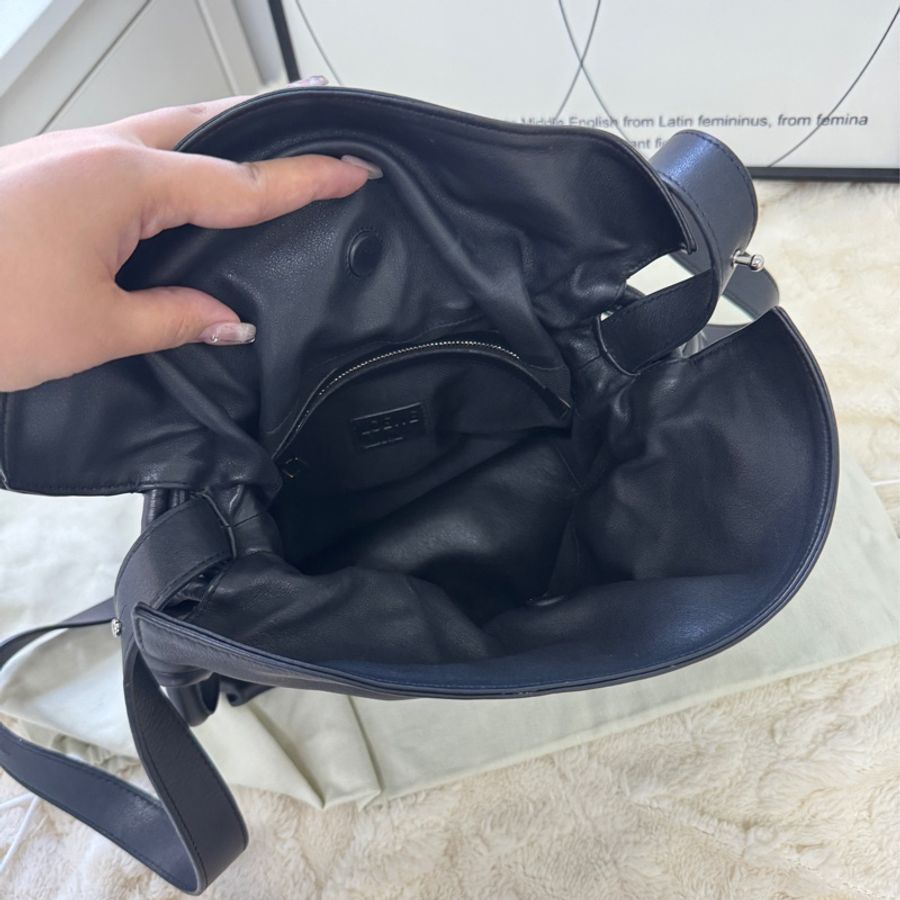 ✨全場最高CP值✨Loewe 黑色福袋包-4