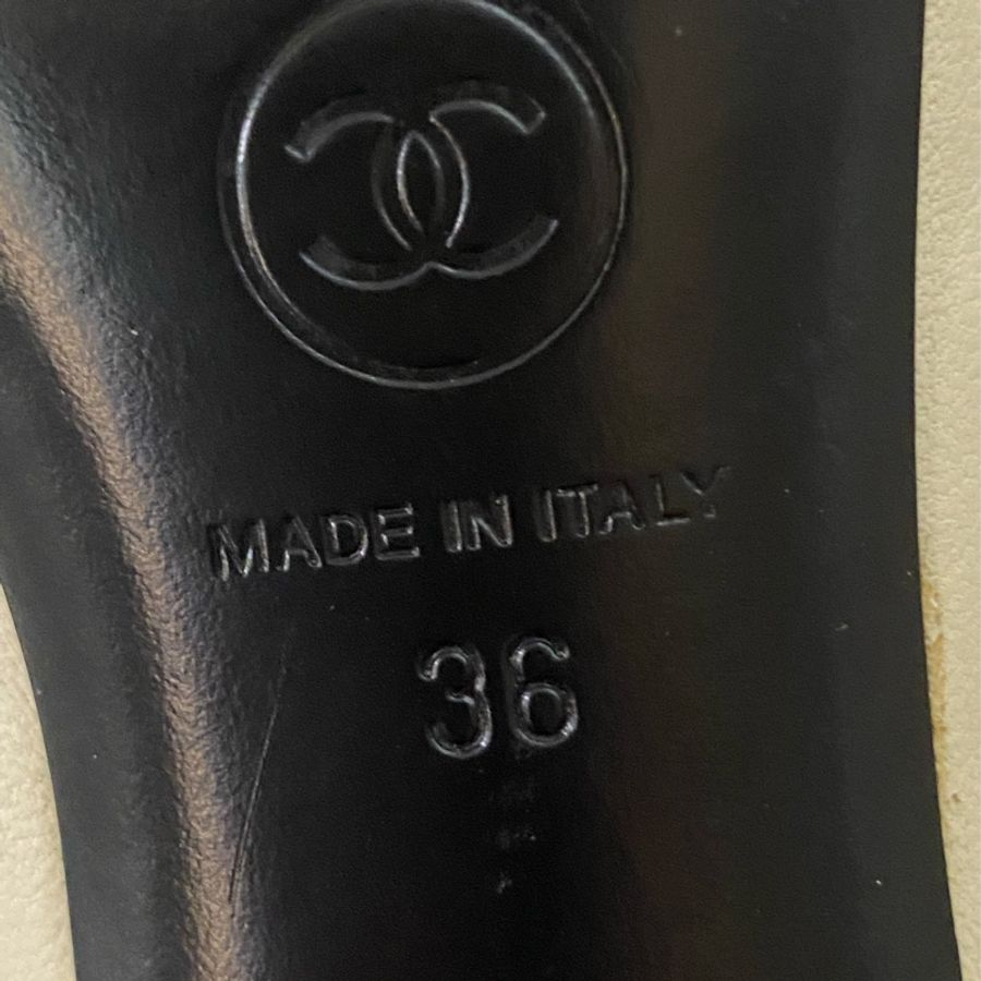 CHANEL Heels-6