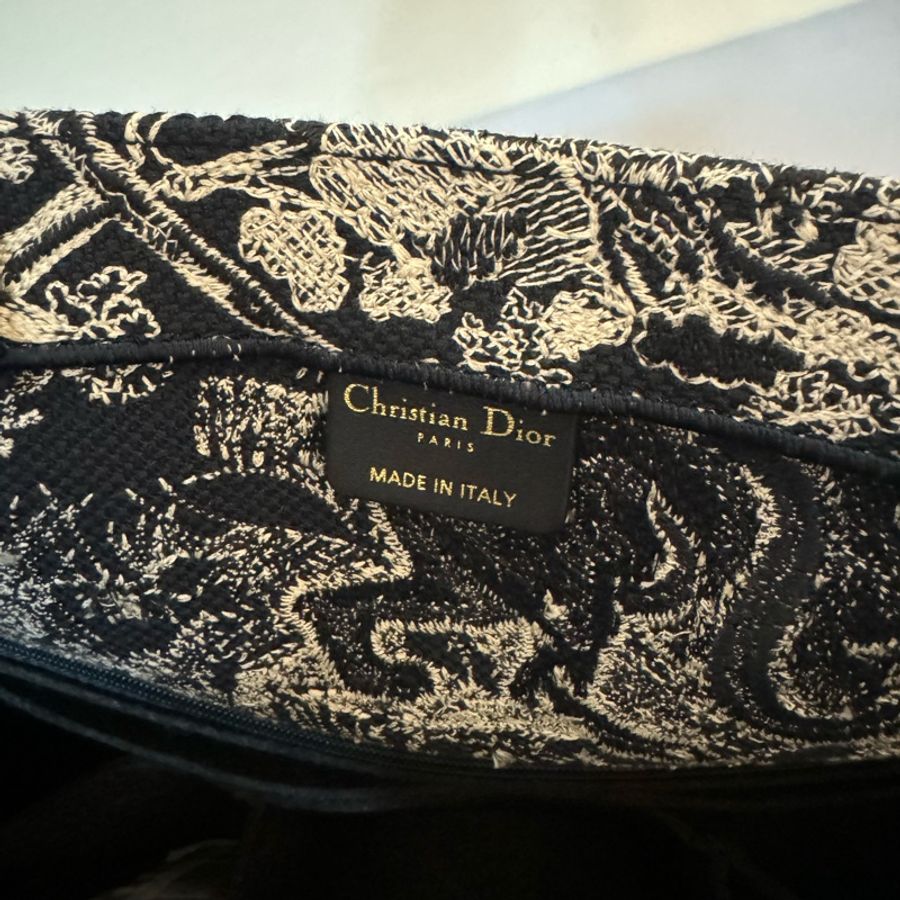 Dior Book Tote 刺繡動物園托特包 大型-15