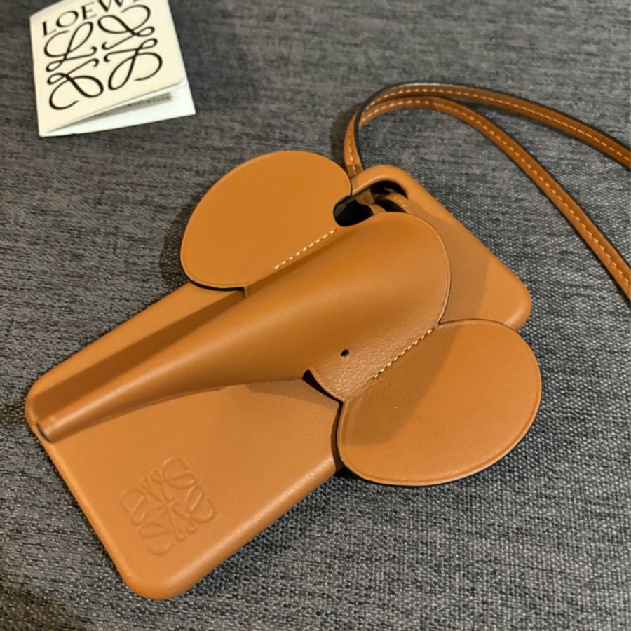 Loewe 大象手機殼 焦糖色-8