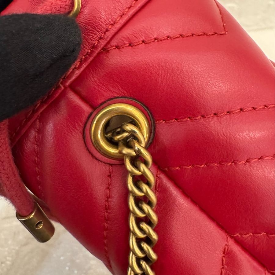 GUCCI 紅色金雙G水桶包-13